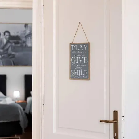 Apartman 4-bedroom 1 Min From Bacvice *