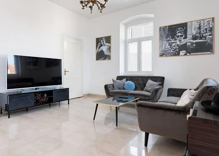 公寓 4-bedroom 1 Min From Bacvice *