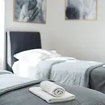 Apartment 4-bedroom 1 Min From Bacvice *